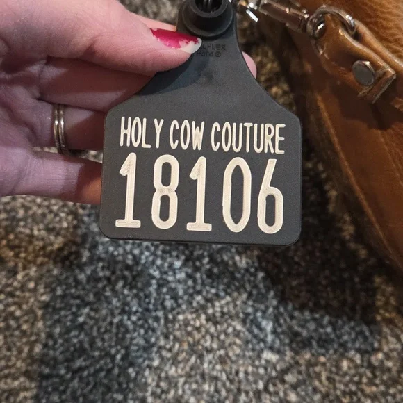 Holy Cow Couture Bucket Cross Body - Picture 4 of 8